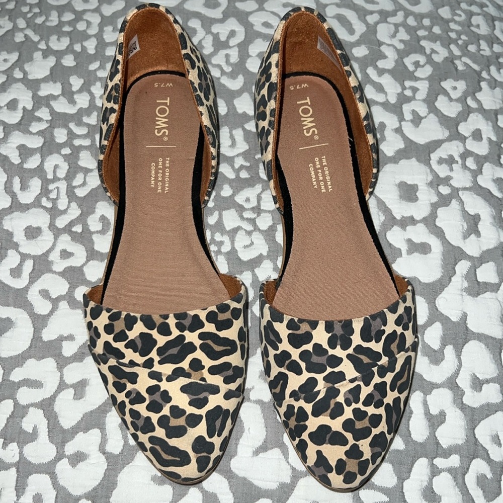 TOMS Women Jutti D Orsay Slip On Leopard Print Flats, Beige/Black